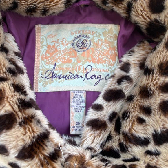 American Rag Leopard Faux Fur Jacket with pockets. - Picture 2 of 5
